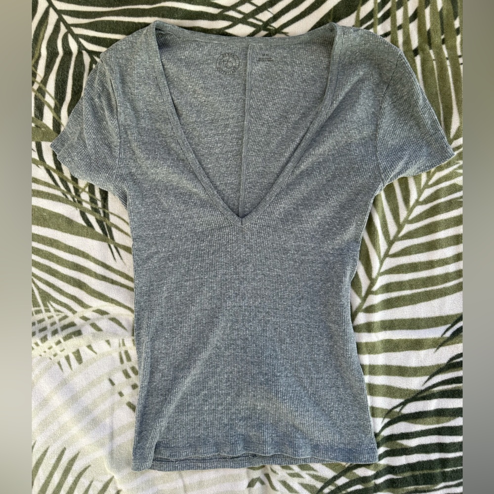 Urban Outfitters Deep V-Neck Tee in Gray